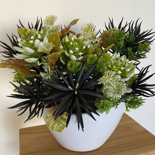 Southern Flower Deliveries - Gifting - southern suburbs Adelaide