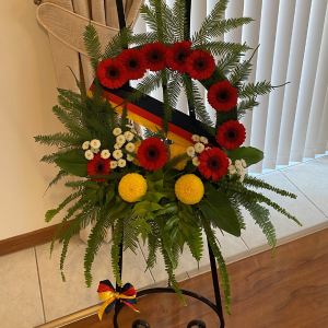Close up picture of Crows tribute wreath